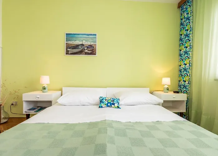 Muzic Budget Double Mali Lošinj