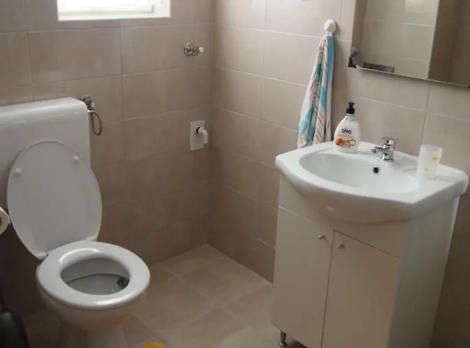 Muzic Budget Double Mali Losinj