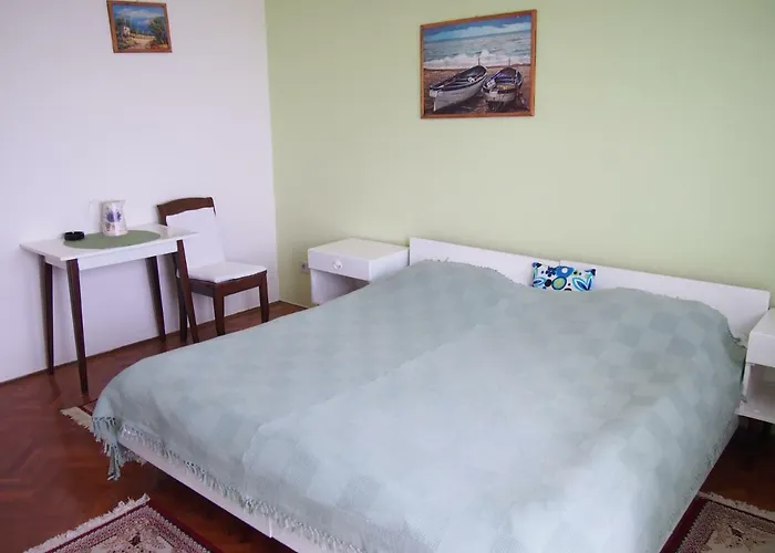 Muzic Budget Double Bed & Breakfast Mali Lošinj