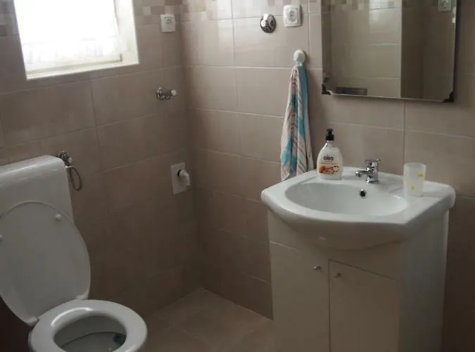 krevet i doručak Muzic Budget Double 3*