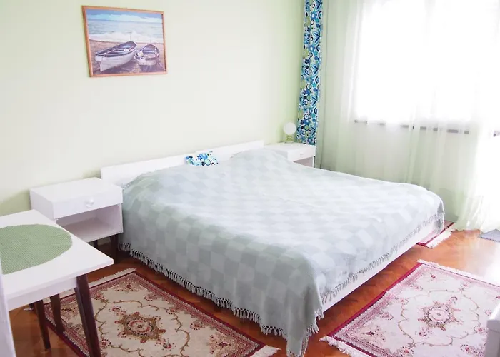 فندق مبيت وإفطار Muzic Budget Double مالي لوشينغْ